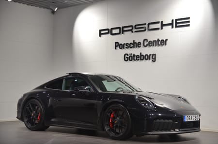 Porsche 911 Carrera 4 GTS