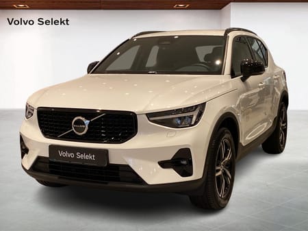 Volvo XC40 B4 FWD Bensin Plus Dark