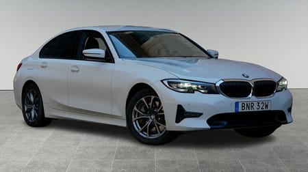 BMW 330e Sedan