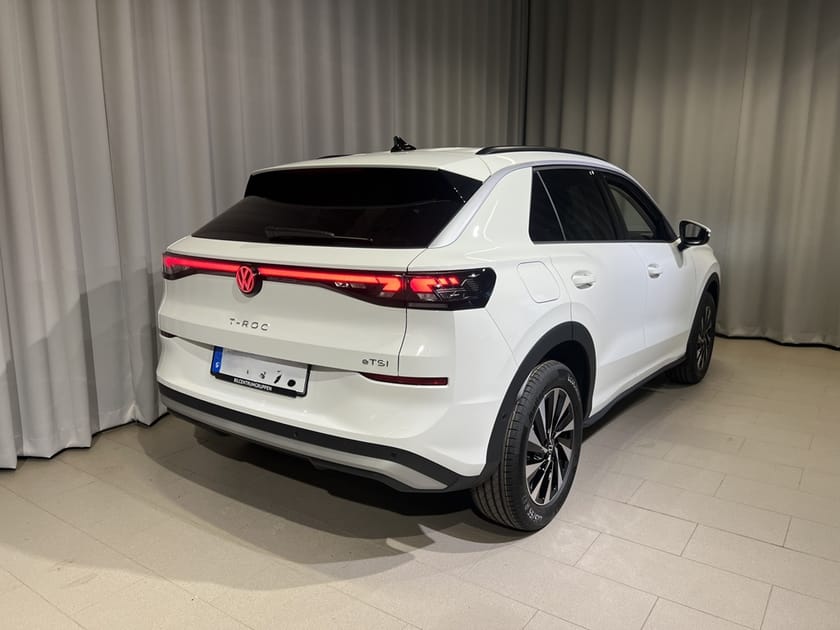 Bild 4 av Volkswagen T-Roc NYA LIFE 1.5 ETSI 150 HK DSG
