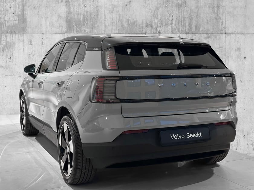Bilde 5 av Volvo EX30 Twin Motor Performance Plus - Hengerfeste/Harman Kardon/Varme ratt