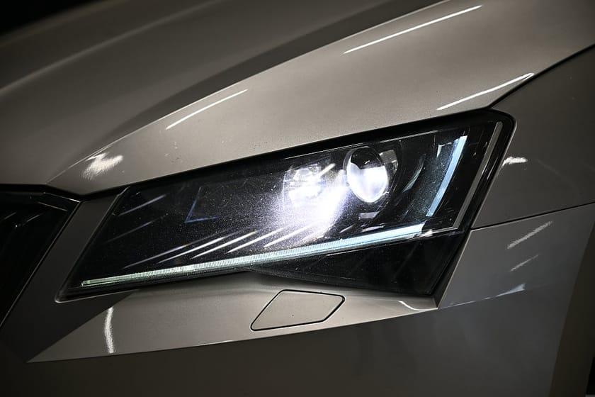 Bild 5 av Škoda Superb Kombi Skoda 2.0 TDI 4x4 150HK Style|Drag|M/K-Värmare|SeUtr!