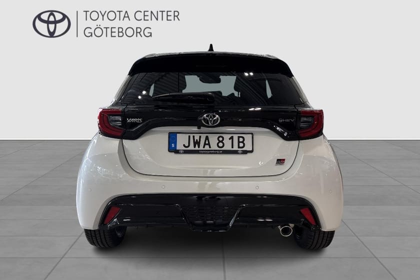 Bild 5 av Toyota Yaris Hybrid 130 GR SPORT BI-TONE JBL