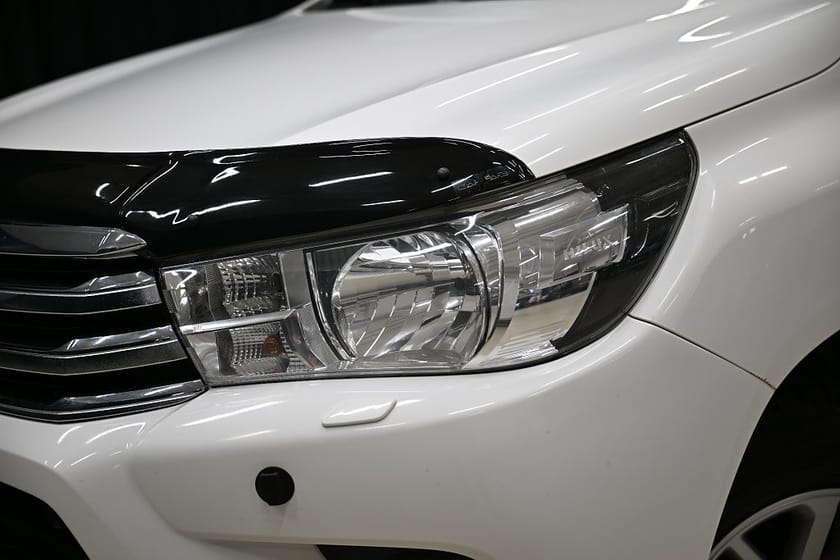 Bild 5 av Toyota Hilux Extra Cab 2.4 AWD 150HK Kåpa|Drag|Värmare|Backkamera|EnÄgare|Moms