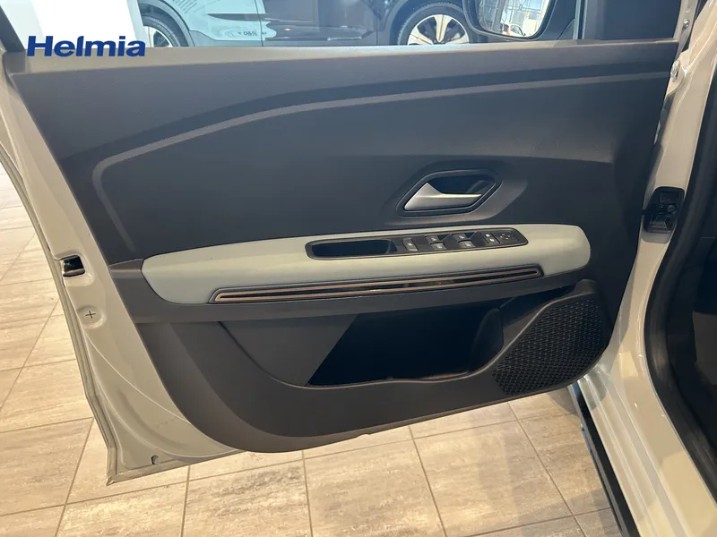 Bild 9 av 17 – Dacia Jogger 7-sätes TCe 110 extreme 7 platser