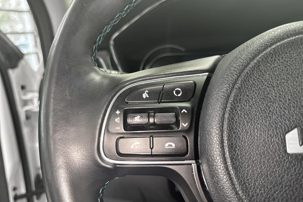 picture of a car