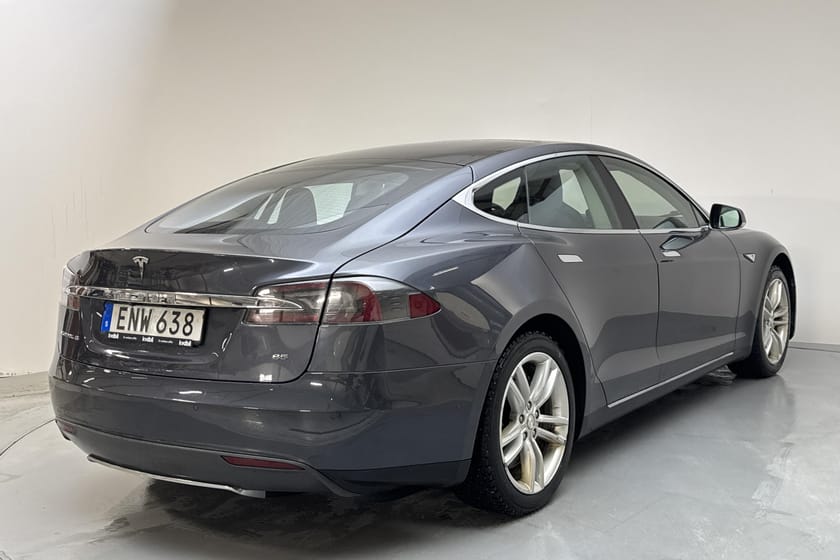 Bild 3 av Tesla Model S 85 Fri Superchage GPS Läder Pano