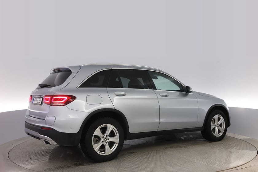 Bild 3 av Mercedes-Benz GLC 300 e 4MATIC Elstolar B-kamera Värmare Inkl V-hjul