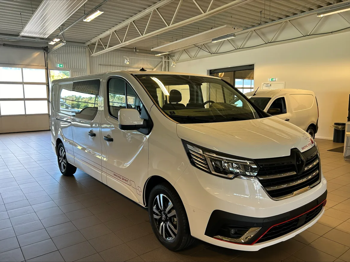 Renault Trafic Skåpbil