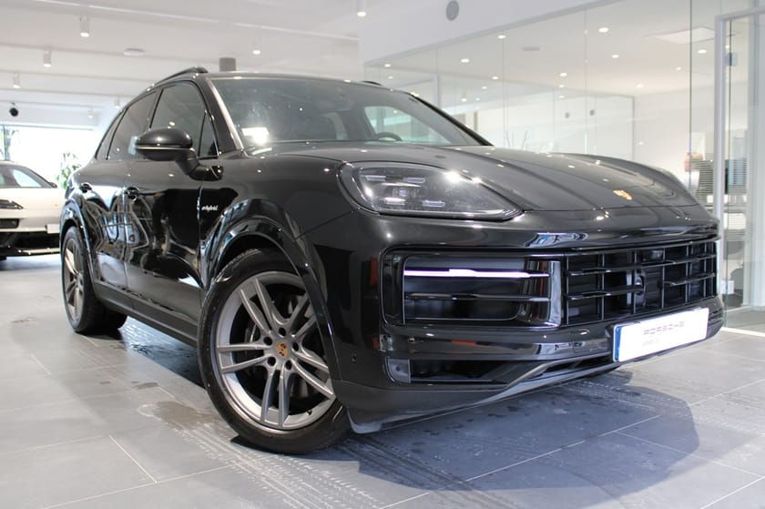 Bild 1 av Porsche Cayenne E-Hybrid 