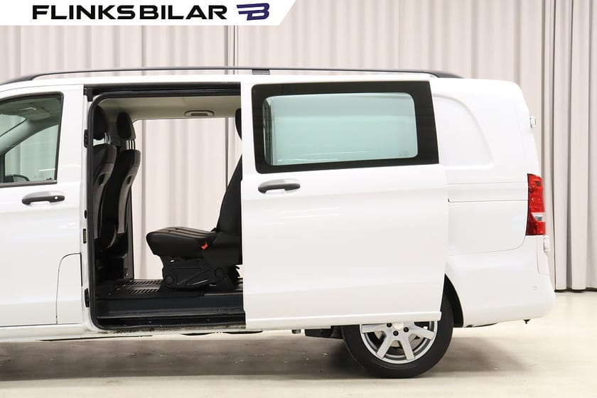Bild 3 av Mercedes-Benz Vito Mixto 119 BlueTEC 4x4 3.0t Automat|LED|Drag|Värmare