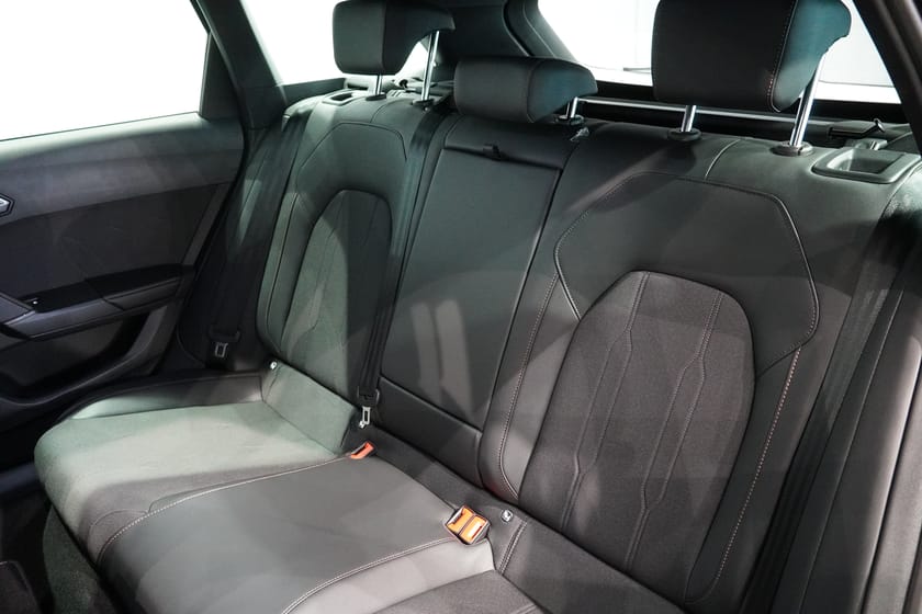 Bild 3 av CUPRA 1.5 e-HYBRID 204 hk DSG Sportstourer