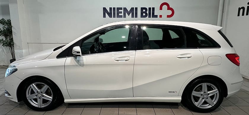 Bild 5 av Mercedes-Benz B 180 CDI Sport Drag Mvärm Kamera GPS S/V-hjul