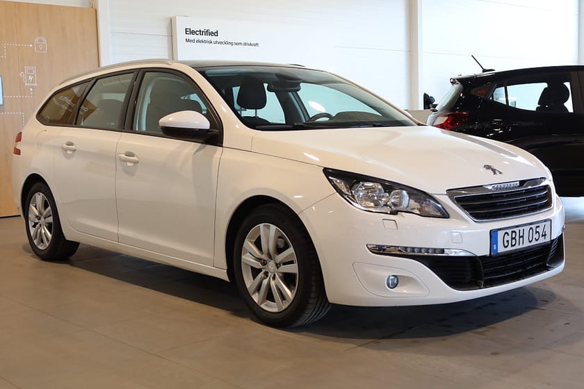 Bild 4 av Peugeot 308 SW 1,2 e-THP 110hk Active Kombi Panorama