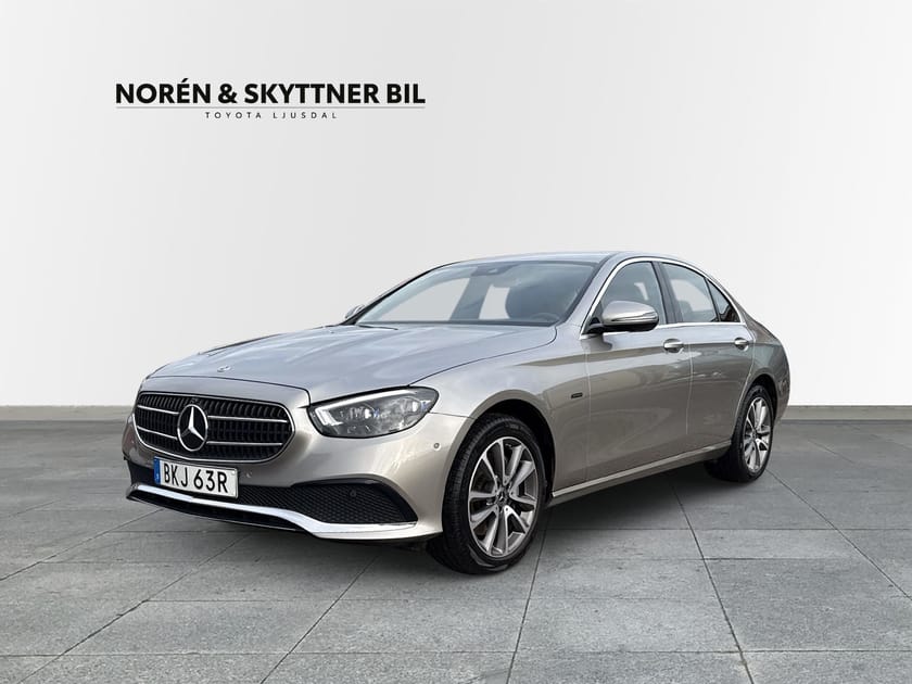Bild 1 av Mercedes-Benz E 300 e 4MATIC /Vhjul/Drag
