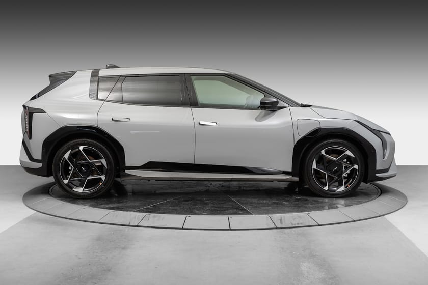 Bilde 2 av Kia EV4 Long Range GT Line Skinn Navigasjon Carplay 360 Kamera H&K