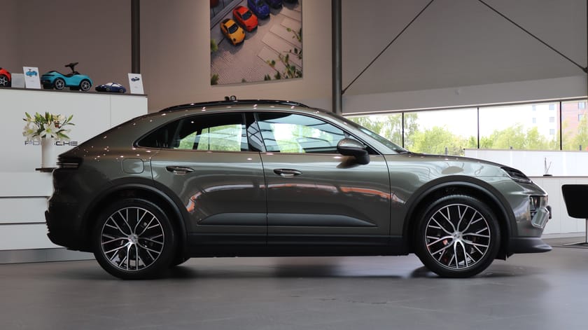Bild 3 av Porsche Macan Sport Edition / 21" hjul / Bose Surround / Dragkrok