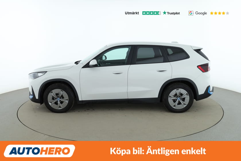 Bild 2 av BMW iX1 xDrive30 / Spotify, Drag, Helljusassist, P-assist