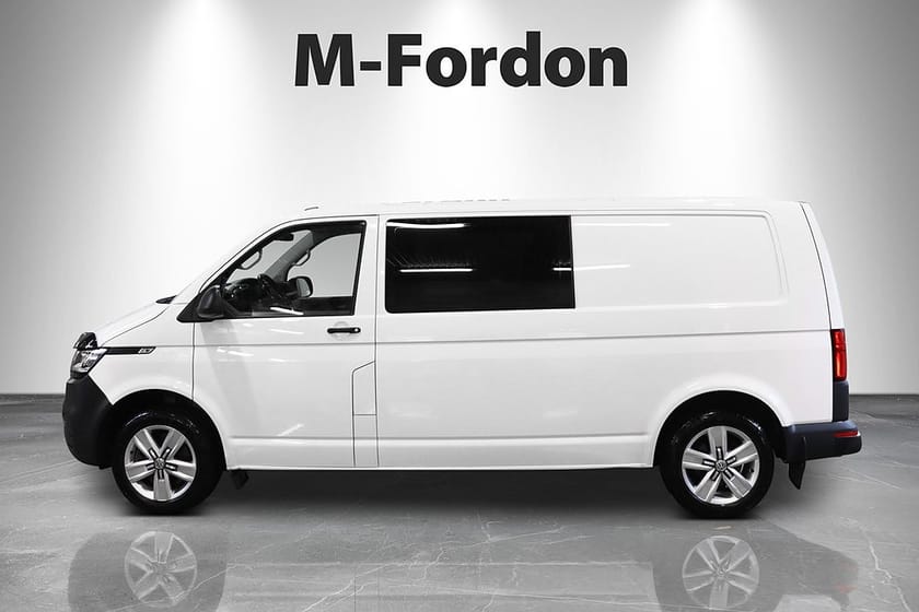 Bild 1 av Volkswagen Transporter Kombi T32 2,0 TDI 204 / 4M / Webasto / 5-sits / Moms