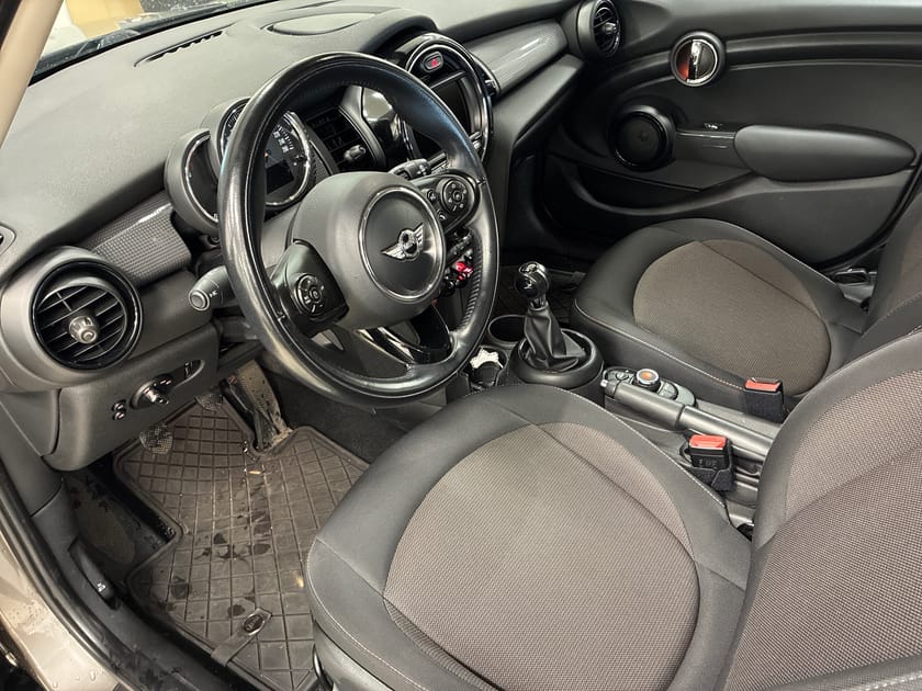 Bild 2 av MINI Cooper 5 dörrar