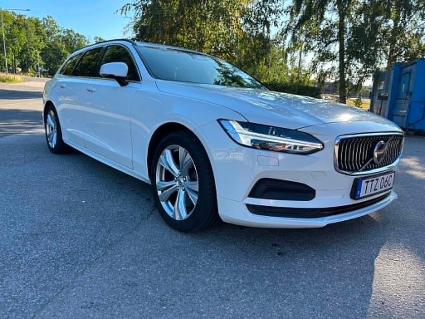 Bild 3 av Volvo V90 B4 197 hk Geartronic Momentum Adv Edt Euro 6 Drag