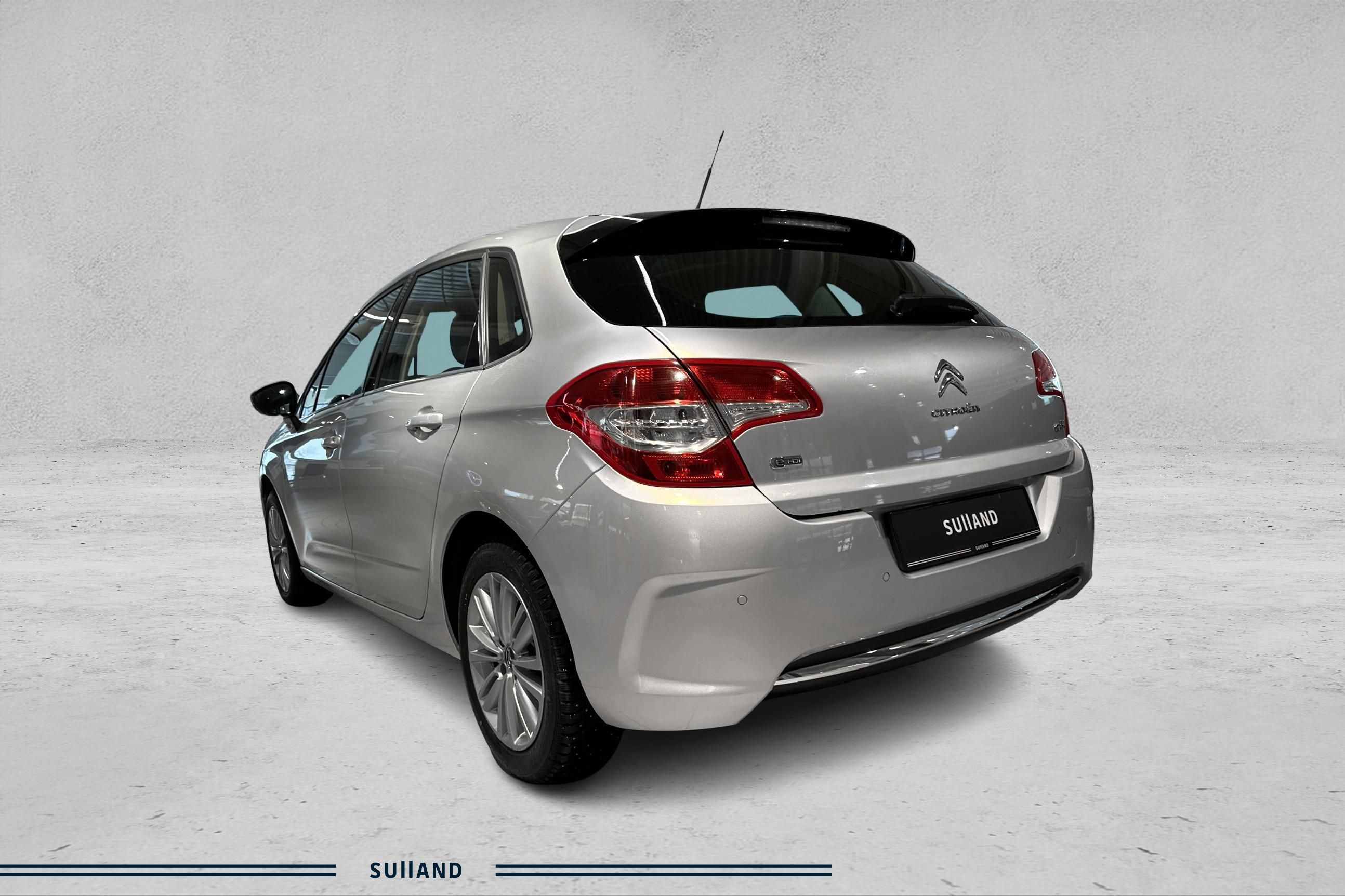 Thumnail bilde 2 av Citroën C4