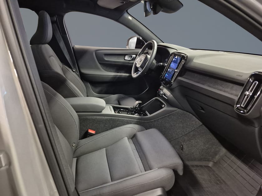 Bild 3 av Volvo C40 Recharge Extended Range Ultimate//360-Kamera//