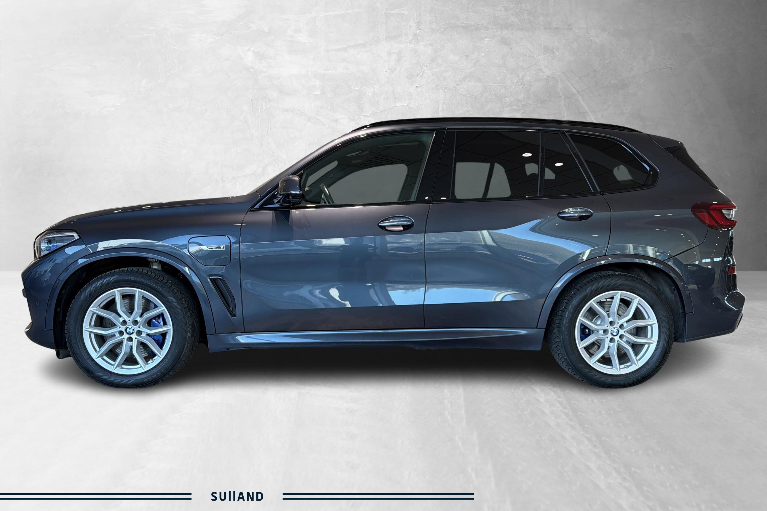 Thumnail bilde 1 av BMW X5 xDrive45e iPerformance