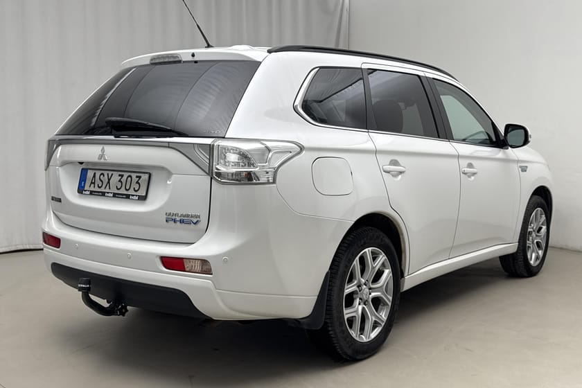 Bild 3 av Mitsubishi Outlander PHEV 2.0 Plug-in Hybrid 4WD  Komfort Plus