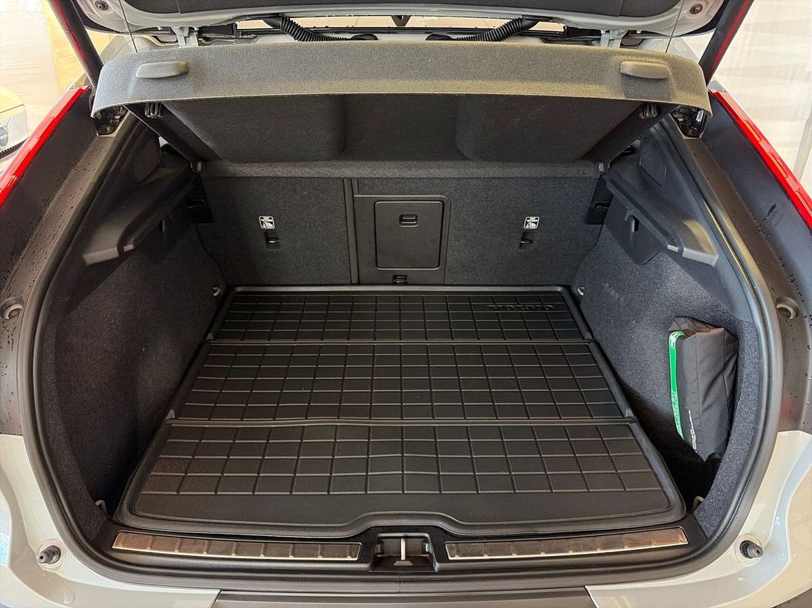 Volvo EC40 2025 - miniatyr 16