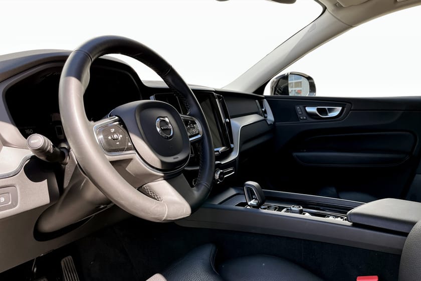 Bild 5 av Volvo XC60 Recharge T6 Plus Dark Edition.