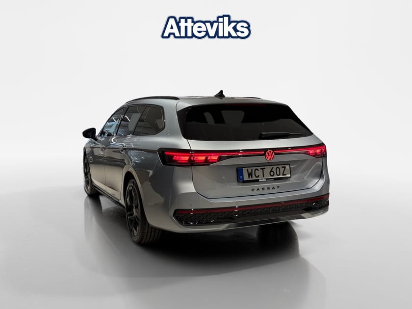 Bild 4 av Volkswagen Passat Variant eHybrid SWE edition 272 hk R-line/Panorama/Black s