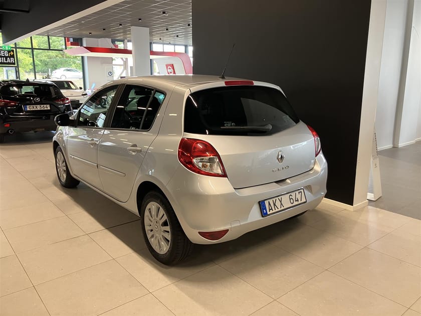 Bild 3 av Renault Clio  Halvkombi 1.2 75hk E85 5-Dörrars
