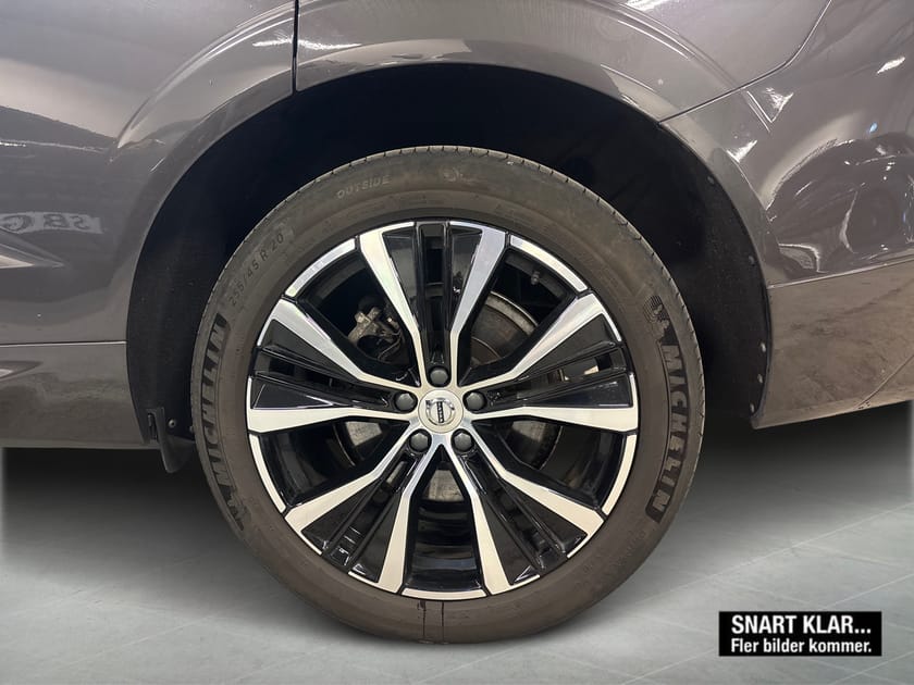 Bild 2 av Volvo XC60 Recharge T6 Plus Dark