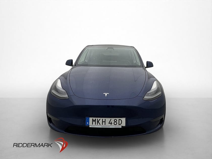 Bild 2 av Tesla Model Y Long Range AWD Pano Skinn Svensksåld MOMS
