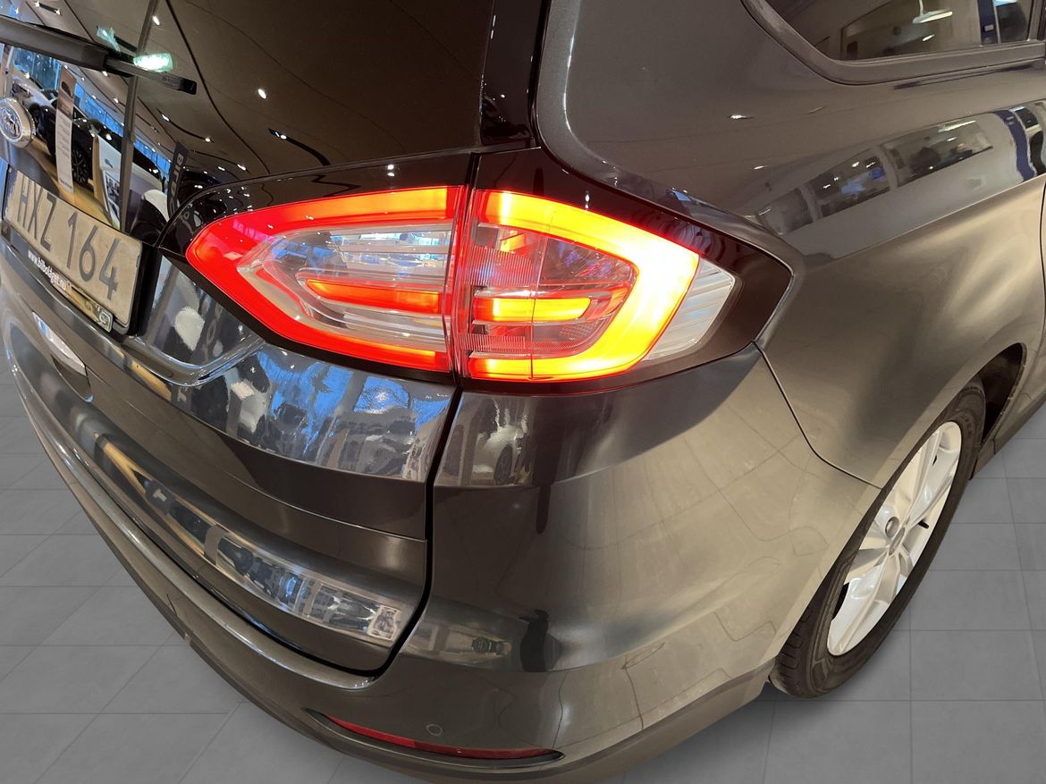 Ford Galaxy 2016 - miniatyr 13