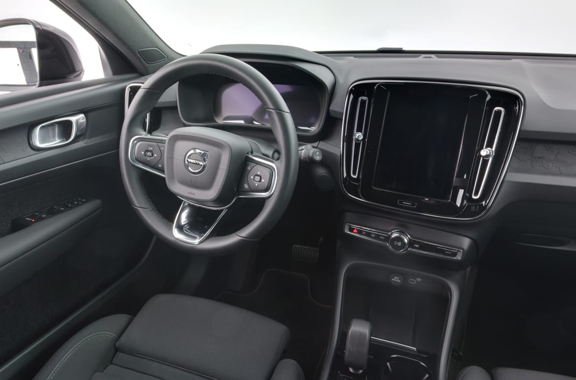 Volvo XC40 2023 - miniatyr 8