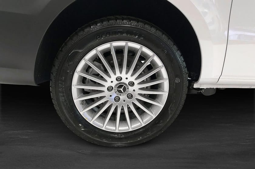 Bild 5 av Mercedes-Benz eVito 112 lång OP-leasing från 5408kr/mån lagerbil 100% el