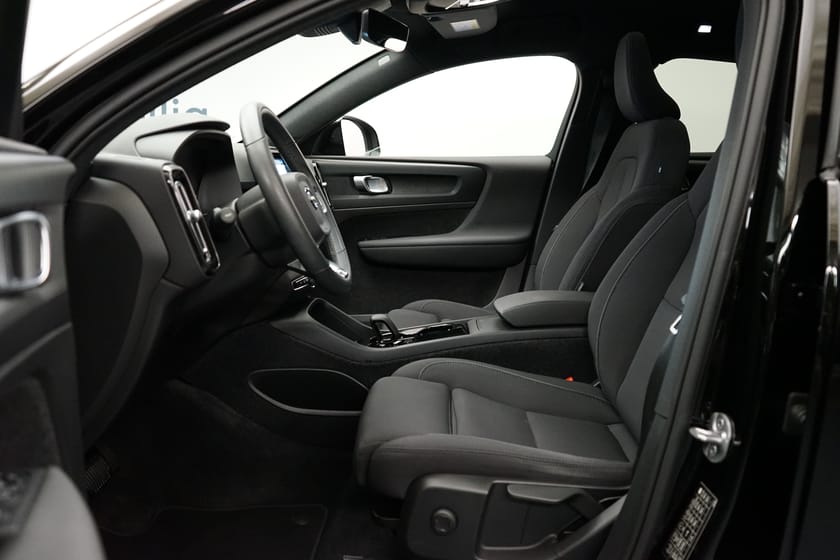Bild 5 av Volvo C40 Recharge Twin Core, Dragkrok, Navigation