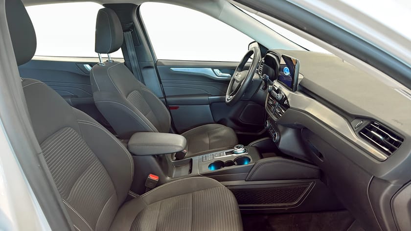 Bild 3 av Ford Kuga Plug-In Hybrid Titanium Phev 225hk