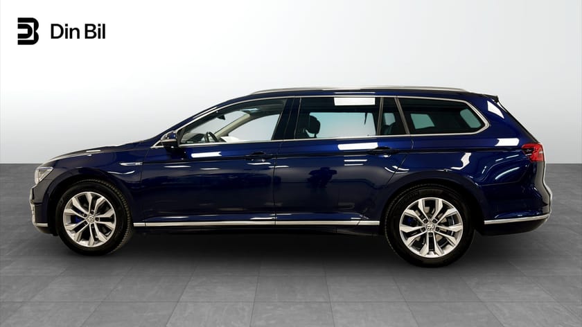 Bild 2 av Volkswagen Passat Variant GTE DSG Executive/Cockpit/Drag/Elstol