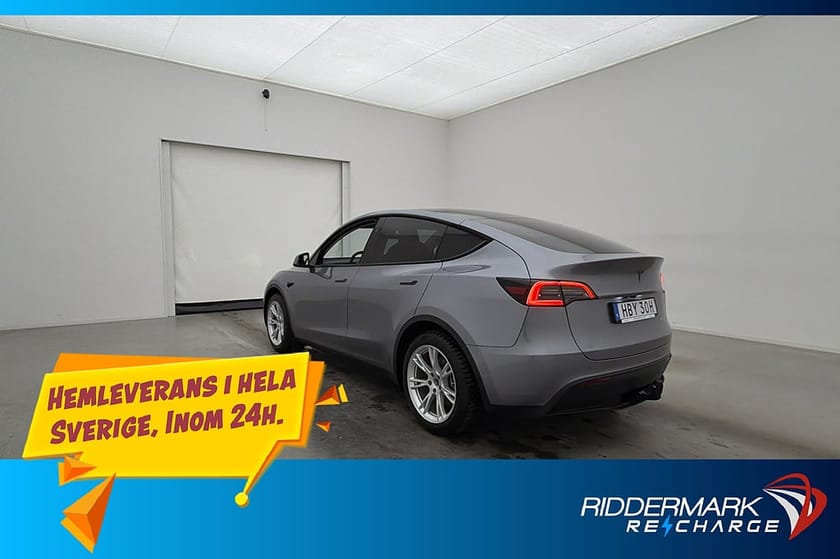 Bild 2 av Tesla Model Y Long Range AWD MOMS Autopilot Sv-såld Pano