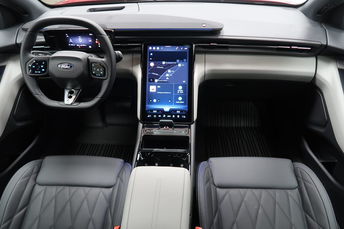 Ford Capri EV 2025 - miniatyr 6