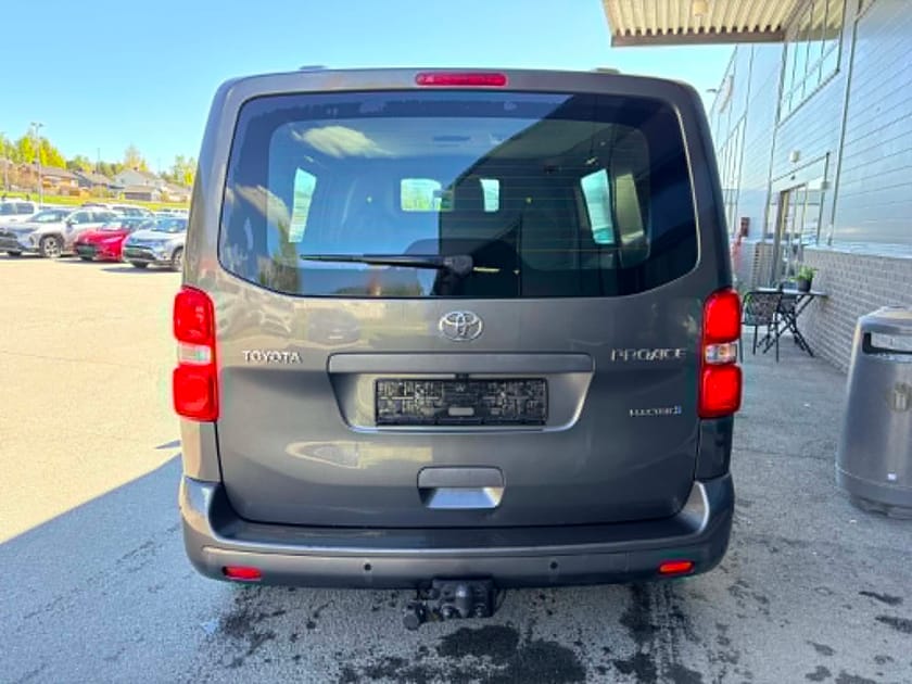Bilde 3 av Toyota Proace Electric Lav km I Kompl. service I Meget velholdt (Comfort L1)