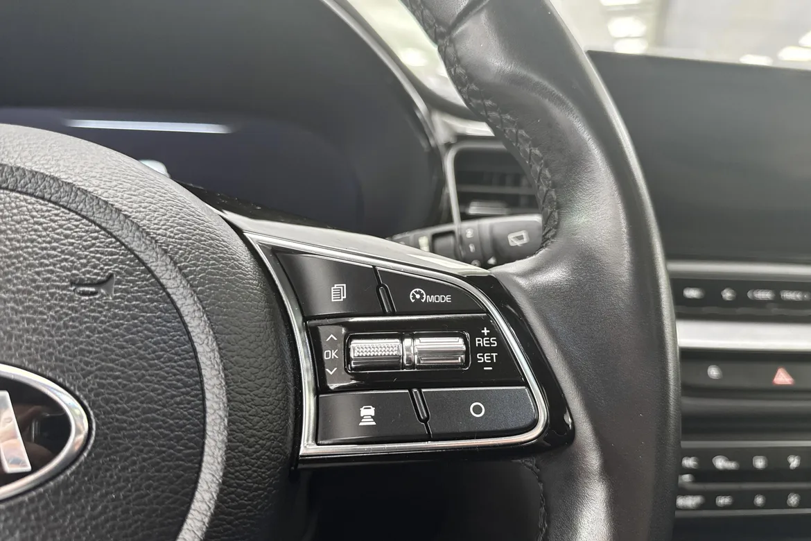 picture of a car