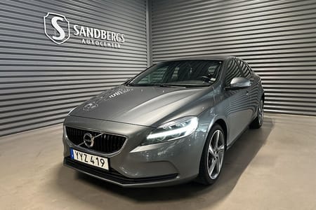 Volvo V40 D2 Geartronic Momentum Värmare BT PDC Euro 6