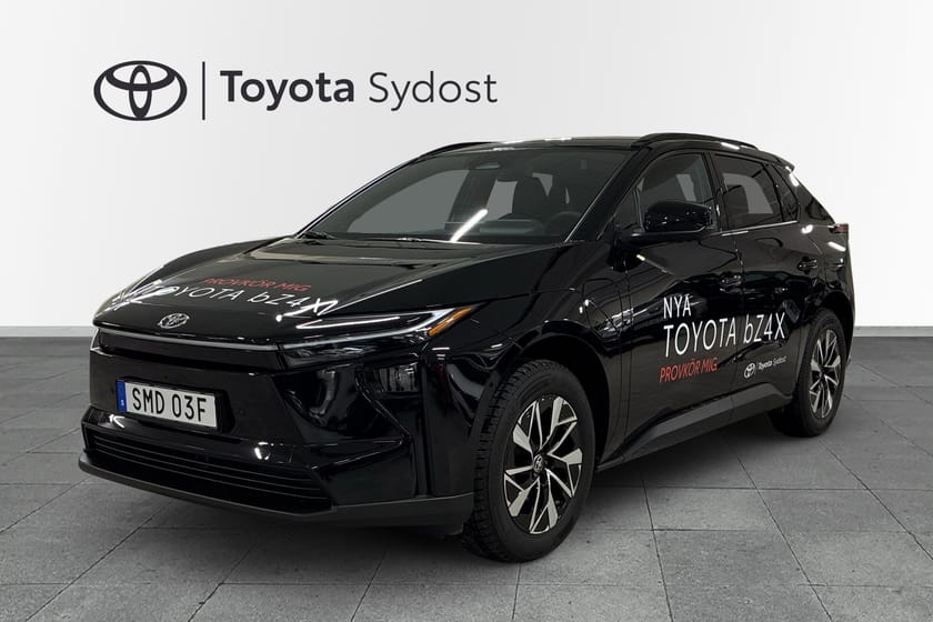 Bild 1 av Toyota bZ4X AWD Executive NYA Modellen