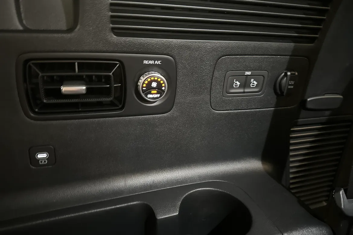 picture of a car