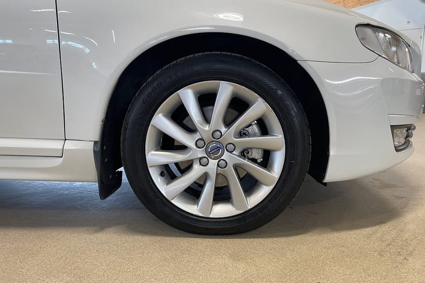 Bild 5 av Volvo V70 D4 Classic Momentum / Driver Alert / VOC / Dragkrok