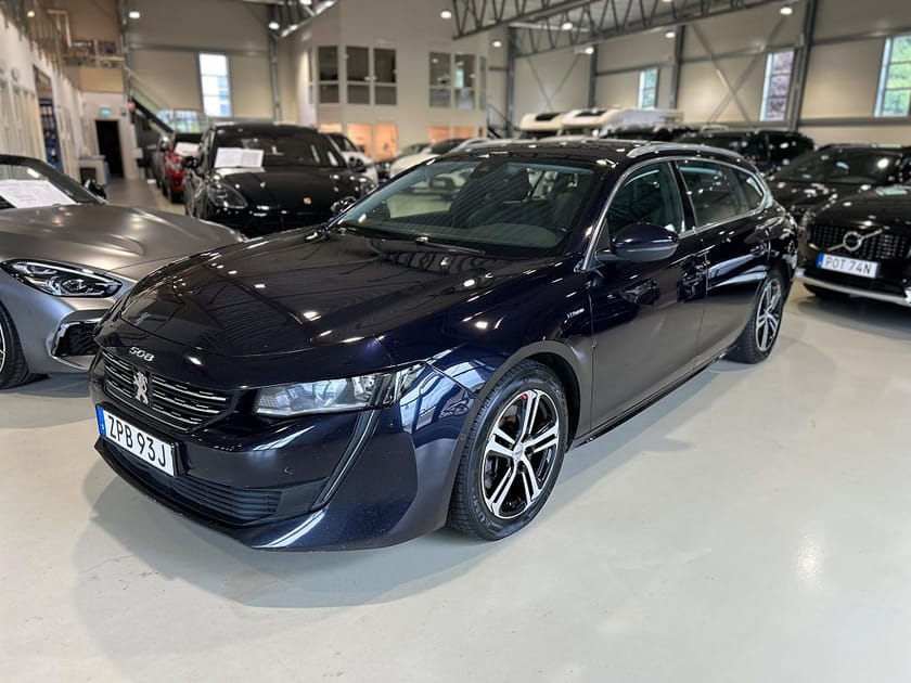 Bild 1 av Peugeot 508 SW Hybrid EAT Allure 1.6 PHEV 225hk / Drag / Moms